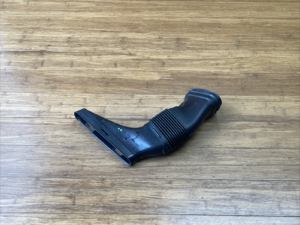 2015-2023 Mercedes C63 W205 AMG Engine Air Intake Filter Box Left Unit OEM