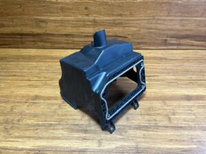 2016-2024 Audi R8 4S Engine Rear Left Air Intake Filter Housing 4S1815459 OEM