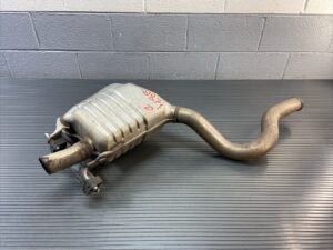2017-2018 Mercedes C63 W205 4.0L V8 Rear Right Exhaust Muffler 51k Mil OEM
