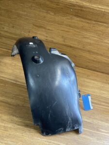 2017-2019 Porsche 911 T Rear Right Frontward Fender Liner Splash Shield OEM
