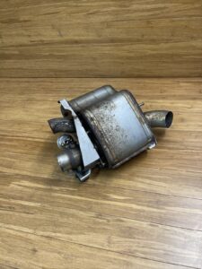 2017-2020 Maserati Levante Rear Right Exhaust Muffler Baffle Pipe Silencer OEM