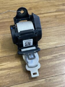 2017-2023 BMW G30 F90 530 540 550 M5 Rear Upper Center SeatBelt Retractor OEM