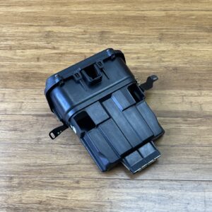2017-2023 Rolls Royce Dawn RR6 Right Engine Computer Unit Box Housing Holder OEM
