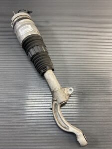 2017-2024 Maserati Levante M161 Front Right Air Shock Strut Absorber OEM