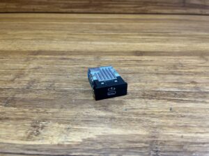 2017-2026 BMW X7 G07 USB Type-C Socket Charging Port Center Console OEM