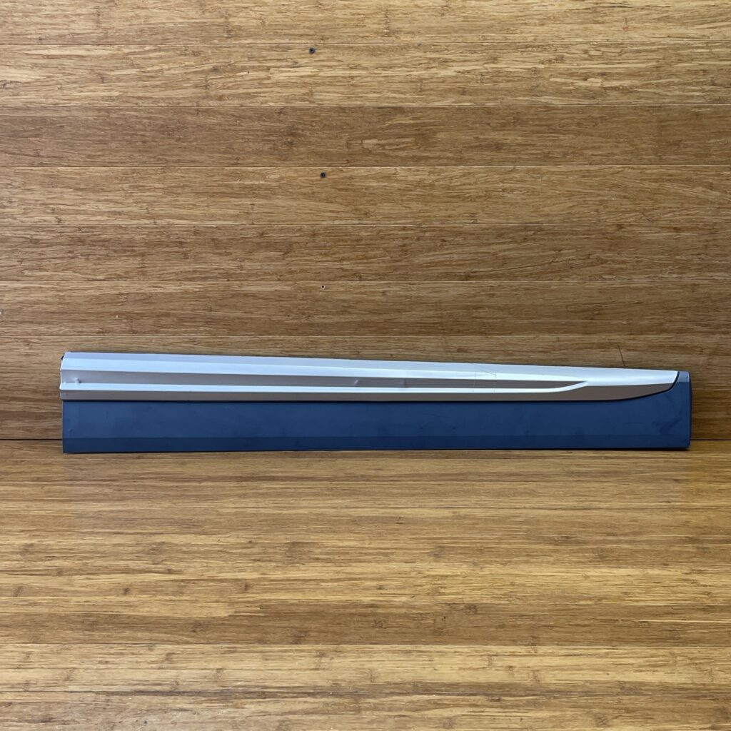 2018-2020 Audi Q5 Door Molding Cover Trim Front Left Lower Side OEM *NOTE*