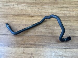2018-2020 Mercedes Benz S450 W222 Engine 3.0 Coolant Hose A2225018384 OEM
