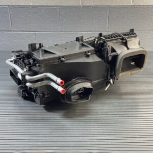 2018-2023 Audi R8 4S HVAC Heater Core Blower Motor Housing Box Assembly OEM