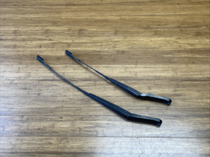 2018-2025 Audi SQ5 FY Front Windshield Wiper Arm Blade Set Of 2 80B9554081P9 OEM