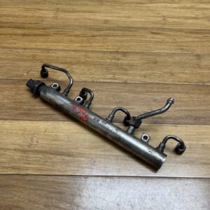 2018-2025 BMW F90 M5 M6 X5 X7 4.4L Engine Right Fuel Injector Rail OEM