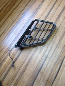 2020-2026 Chevrolet Corvette Front Inner ZERV Grille OEM USED 84740235 OEM