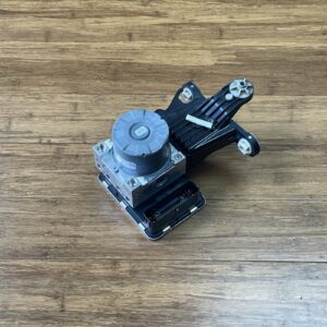 2021-2026 BMW 330i G20 ABS Anti-Lock Brake Control Module 10K Miles 5A7E649 OEM