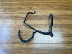 2022-2025 Volvo S60 Radiator Water Coolant Hose Line Tube Pipe 32249719 OEM