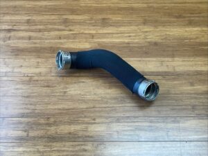 2023-2025 BMW X1 U11 2.0L Intercooler Air Inlet Hose Tube Pipe OEM 13718471881