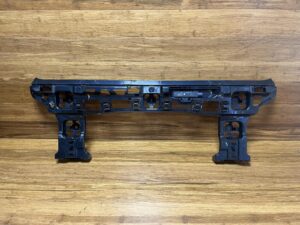 2023-2026 BMW X1 U11 Rear Bumper Center Bracket Support Mount OEM 9883537