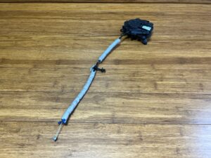2023-2026 BMW X7 G07 Tailgate Trunk Lid Latch Lock Actuator Motor Rear Right OEM