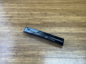 2025-2025 Volkswagen Tiguan R Line Grill Front Right Upper Side OEM *NOTE*