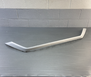 2025-2026 Volkswagen Tiguan Front Bumper Lower Cover Molding Silver OEM *NOTE*
