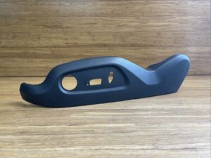 2008-2015 Audi R8 42 Front Left Seat Cover Trim Switch Control OEM *NOTE*