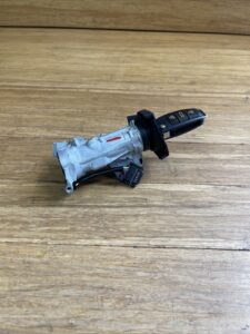 2008-2015 Audi R8 42 Spyder Ignition Switch Lock Housing Key OEM 34k Miles