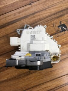 2010-2021 Audi A6 S6 C7 Door Lock Latch Actuator Left Front 8J1837015D OEM