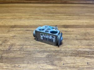 2011-2018 Porsche Cayenne 92A A/C Expansion Valve Front Side 7P0820679A OEM