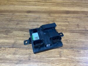 2011-2019 BMW 528i 535i 750i X5 Integrated Power Supply Control Module OEM