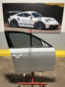2012-2016 Audi S4 B8 Front Right Side Door Assembly S9R OEM *NOTE*