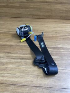 2013-2015 BMW E84 X1 Front Right Safety Seat Belt Retractor Black OEM 2991284