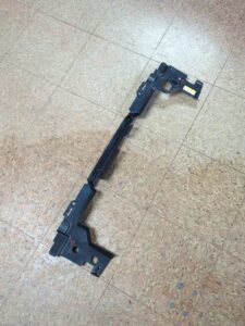 2013-2017 Land Range Rover Front Upper Engine Shroud Deflector Bracket OEM