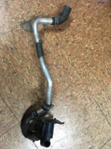 2013-2018 Audi S6 C7 4.0 Right Coolant Pipe Tube Line Hose OEM 079121065CR