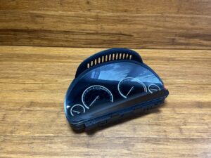 2014-2019 BMW X5 F15 Instrument Cluster Speedometer 137K Miles OEM *NOTE*