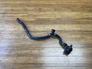 2014-2020 BMW i8 I12 Cooling Radiator Coolant Expansion Tank Hose Tube Pipe OEM