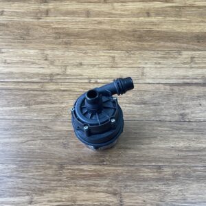2014-2021 BMW i8 I12 1.5L Engine Auxiliary Electric Water Pump Unit OEM