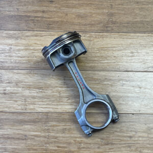 2015-2018 Ferrari California T 3.9L Connecting Rod & Piston 3K Miles OEM