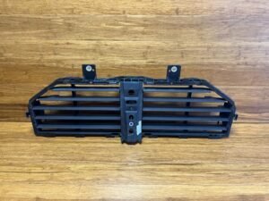 2015-2018 Porsche Cayenne 92A Radiator Shutter Active Grille Fresh Air Flap OEM
