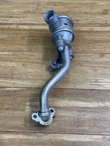 2015-2018 Porsche Macan 95B EGR Valve Exhaust Gas Recirculation OEM 94611303230