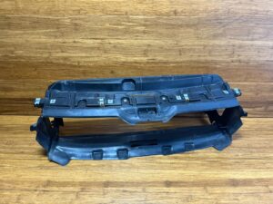 2015-2020 BMW M4 F83 3.0L Radiator Air Duct Trim Panel Front Upper OEM