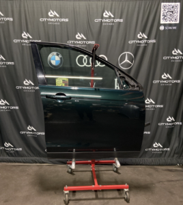 2015-2023 Land Rover Discovery Sport L550 Front Right Door Assembly OEM *NOTE*