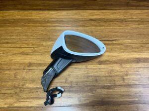 2015-2025 Porsche Macan 95B Front Right Door Mirror Pure White C9A OEM *NOTE*