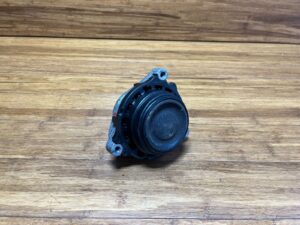 2016-2018 BMW M2 F87 3.0L Engine Front Right Side Bracket Mount 7855818 OEM