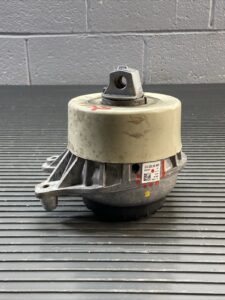 2016-2023 Mercedes C63 W205 Front Right Engine Mount 4.0L 51K Miles OEM