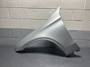 2016-2023 Mercedes GLC300 X253 Fender Panel Front Left Silver 775 OEM *NOTE*