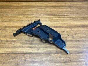 2016-2024 Audi R8 4S Rear Left Side Guide Bumper Support Mount Bracket OEM