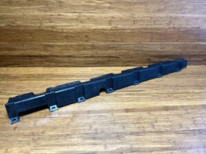 2016-2024 Audi R8 4S Right Lower Side Skirt Mount Bracket 4S0853922 OEM