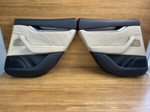 2017-2020 Maserati Levante Set Rear Left Right Door Panel Beige Leather OEM