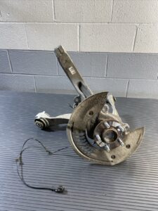 2017-2021 Jaguar F-Pace X761 AWD Front Left Knuckle Spindle Wheel Hub OEM