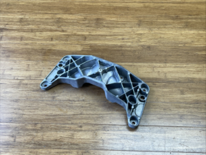 2017-2023 Rolls Royce Dawn RR6 Transmission Crossmember Support Bracket OEM