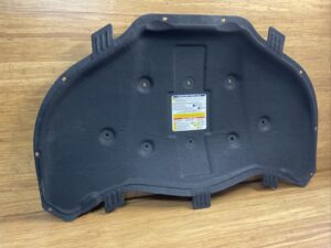2017-2024 Maserati Levante SUV Bonnet Hood Insulation Panel 670105807 OEM