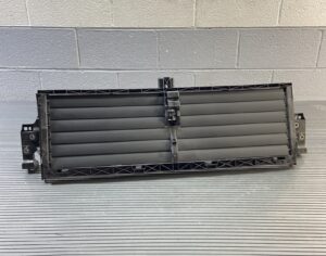 2017-2025 Audi Q7 SQ7 4M Radiator Air Grille Shutter Assembly Front OEM *NOTE*